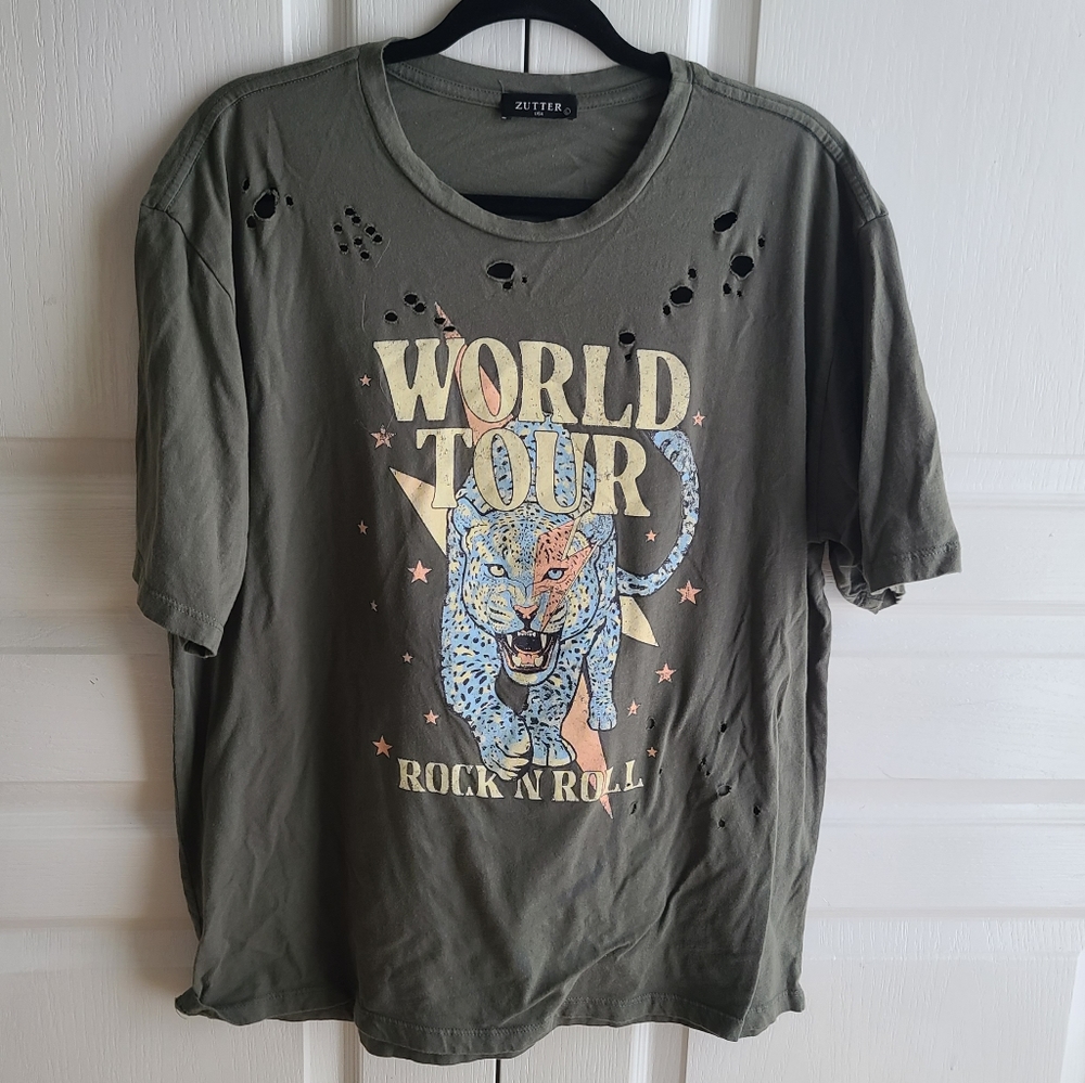 Distressed graphic t shirt